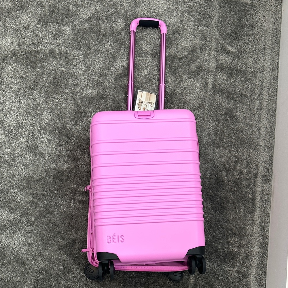 Bèis Berry Pink Carryon